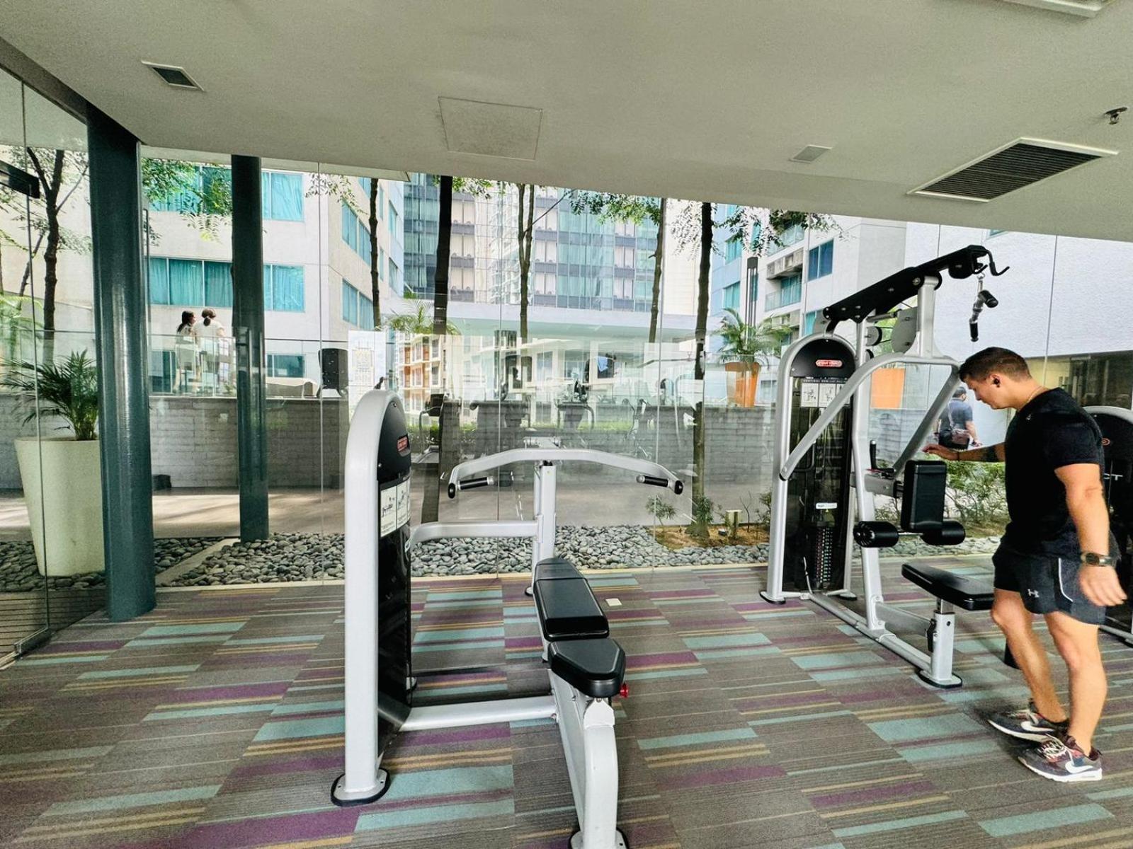 Summer Suites Klcc By Homestay Kuala Lumpur Eksteriør billede