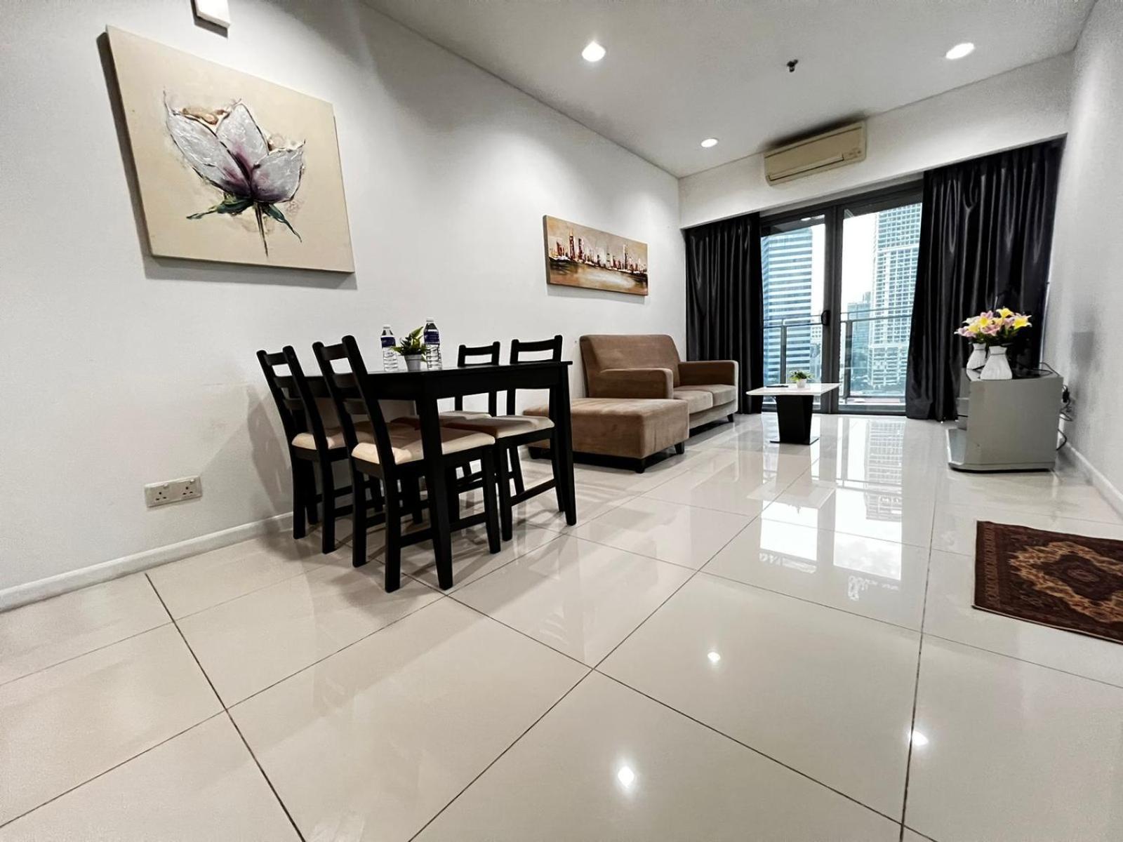 Summer Suites Klcc By Homestay Kuala Lumpur Eksteriør billede